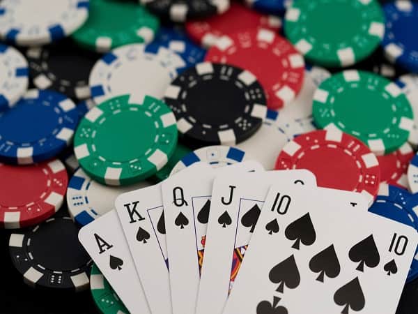 Các hand bài trong Poker từ mạnh đến yếu