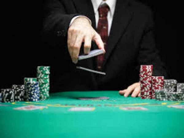 Hướng dẫn quản lý Bankroll Poker như dân chuyên nghiệp