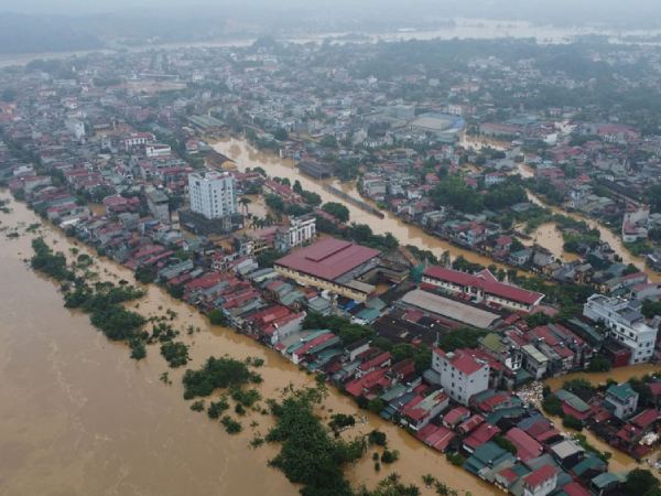 Mơ thấy nước ngập mênh mông