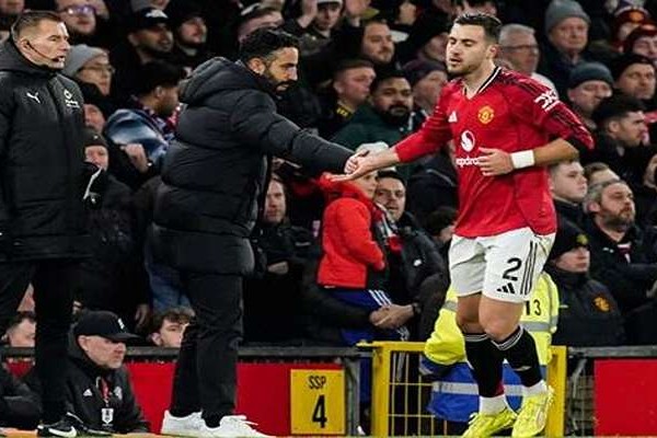 Diogo Dalot thất vọng sau kết quả hòa trước West Ham