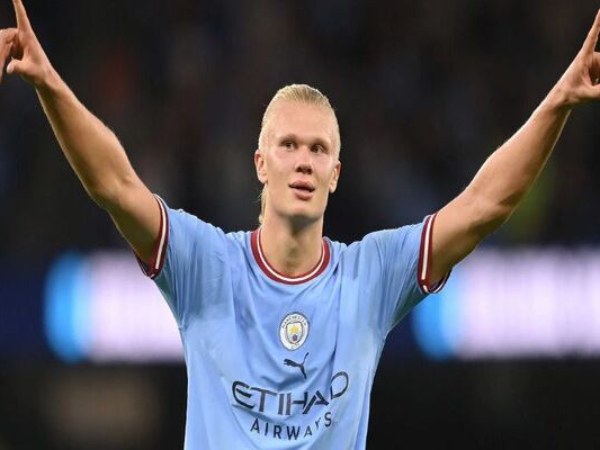 Hiệp hai rực sáng: Haaland lập cú đúp, cán mốc 30 bàn