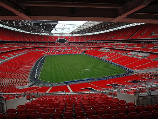 Kiến trúc nổi bật của sân bóng Wembley