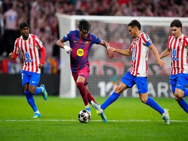 Sai lầm chí mạng Barcelona và cái giá của sự non bản lĩnh